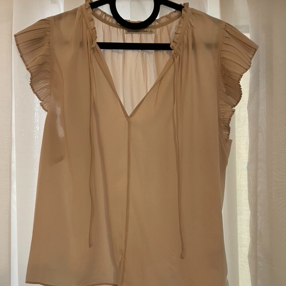 Abercrombie -  Ruffle Angel Sleeve Top